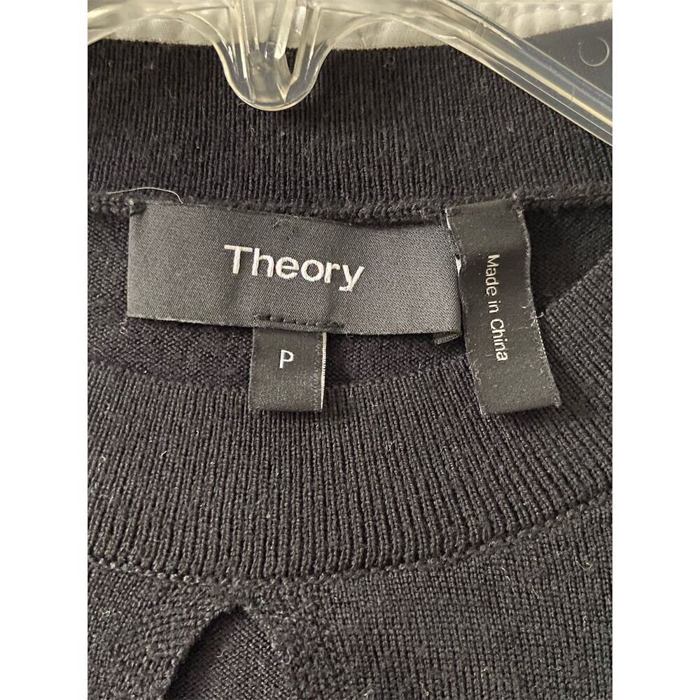 Theory Women's Keyhole Long-Sleeved Black Pullover Sweater Size P Petites - Picture 3 of 9